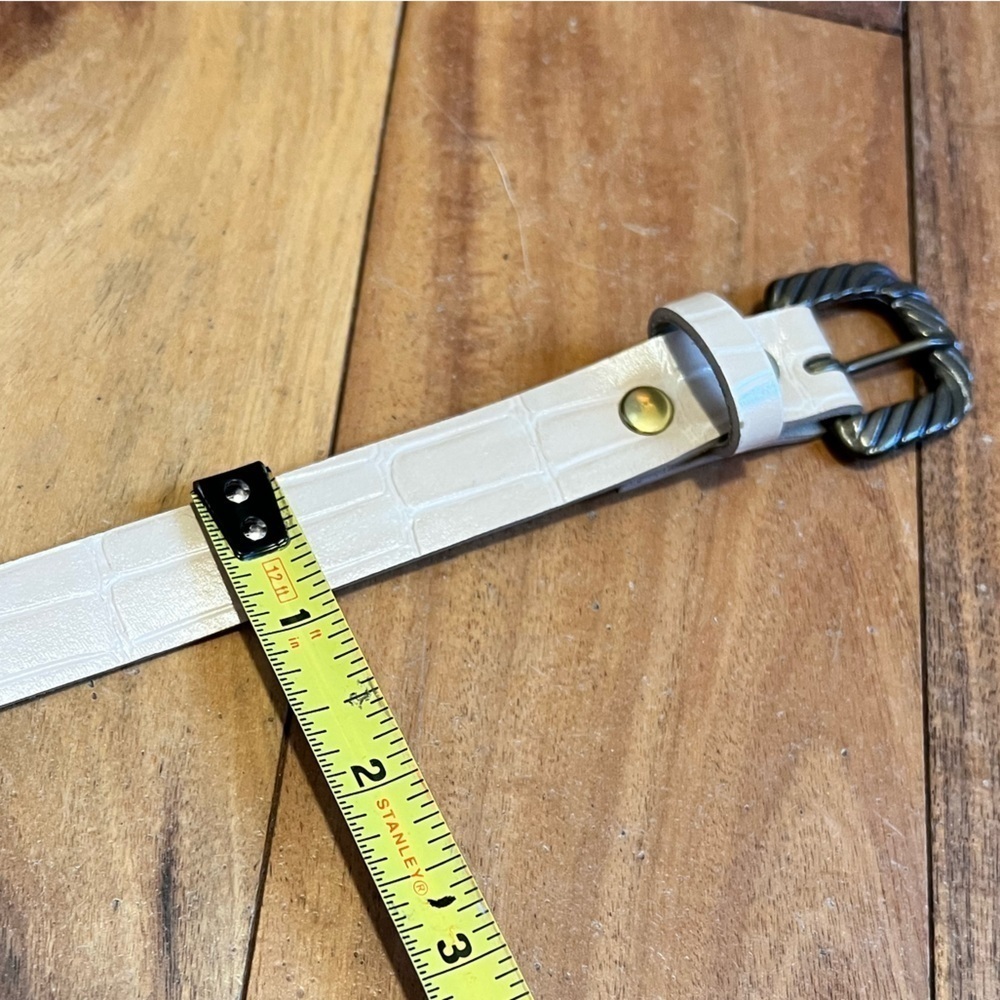 Vintage Cream Faux Leather Thin Belt Classic 80s Neutral Minimalist Jackie - Picture 5 of 6